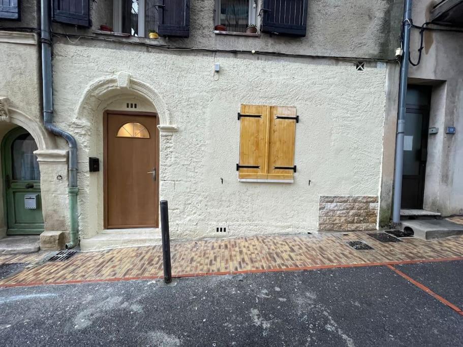 Neuf Apartment
